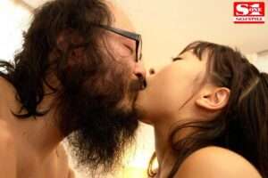 ［きみと歩実×星出（コダマイト）］ベロキス接吻やアナル舐めの全身愛撫から騎乗位手コキで射精！